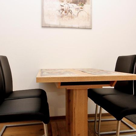 Central Studio Work And Travel فيينا المظهر الخارجي الصورة